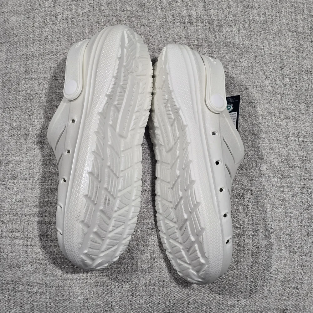 Rugged Shark Clog Kids Size 1 Color White Brand New